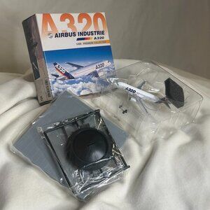 Dragon Wings 1:400 Airbus Industrie A320 Diecast Model